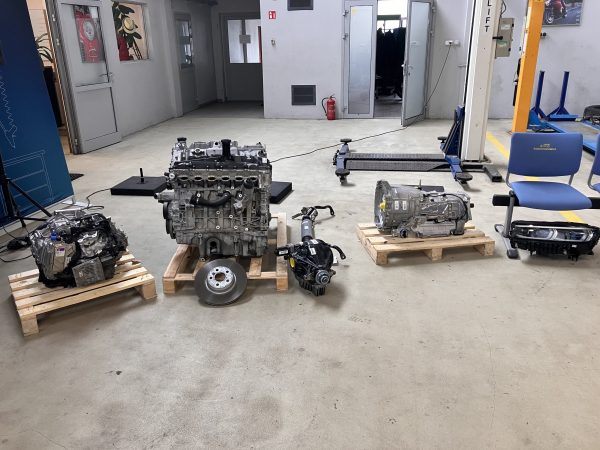 części przekazane szkole