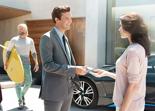 Doradca ds. sprzedaży samochodów BMW