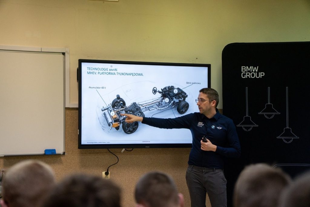 Trening teoretyczny i praktyczny ICE.